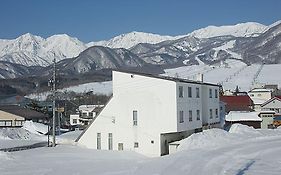 自家製酵母パンの宿　白馬山麓栂池高原　プチホテルシャンツェ