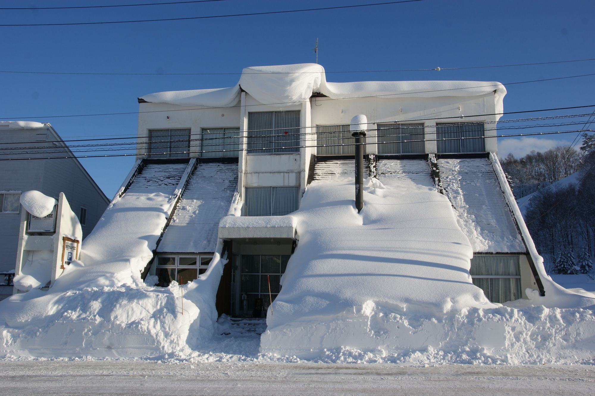 自家製酵母パンの宿　白馬山麓栂池高原　プチホテルシャンツェ 小谷村 エクステリア 写真
